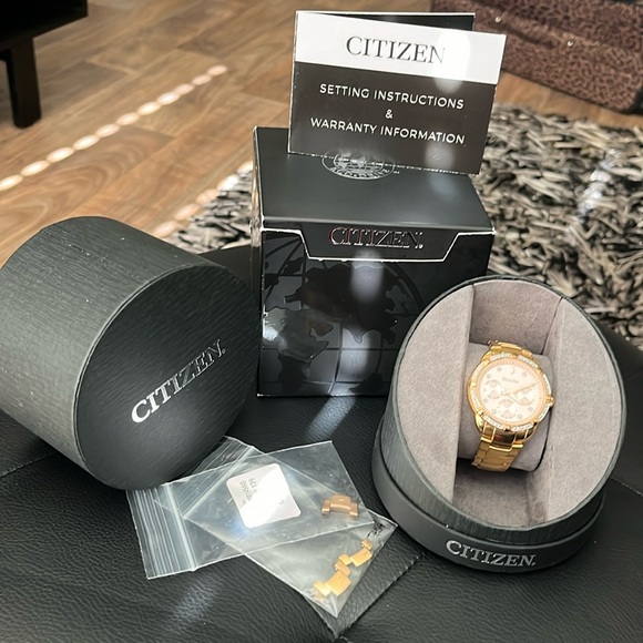 CITIZEN BULOVA WATCH ROSE GOLD PLATED - Picture 1 of 10